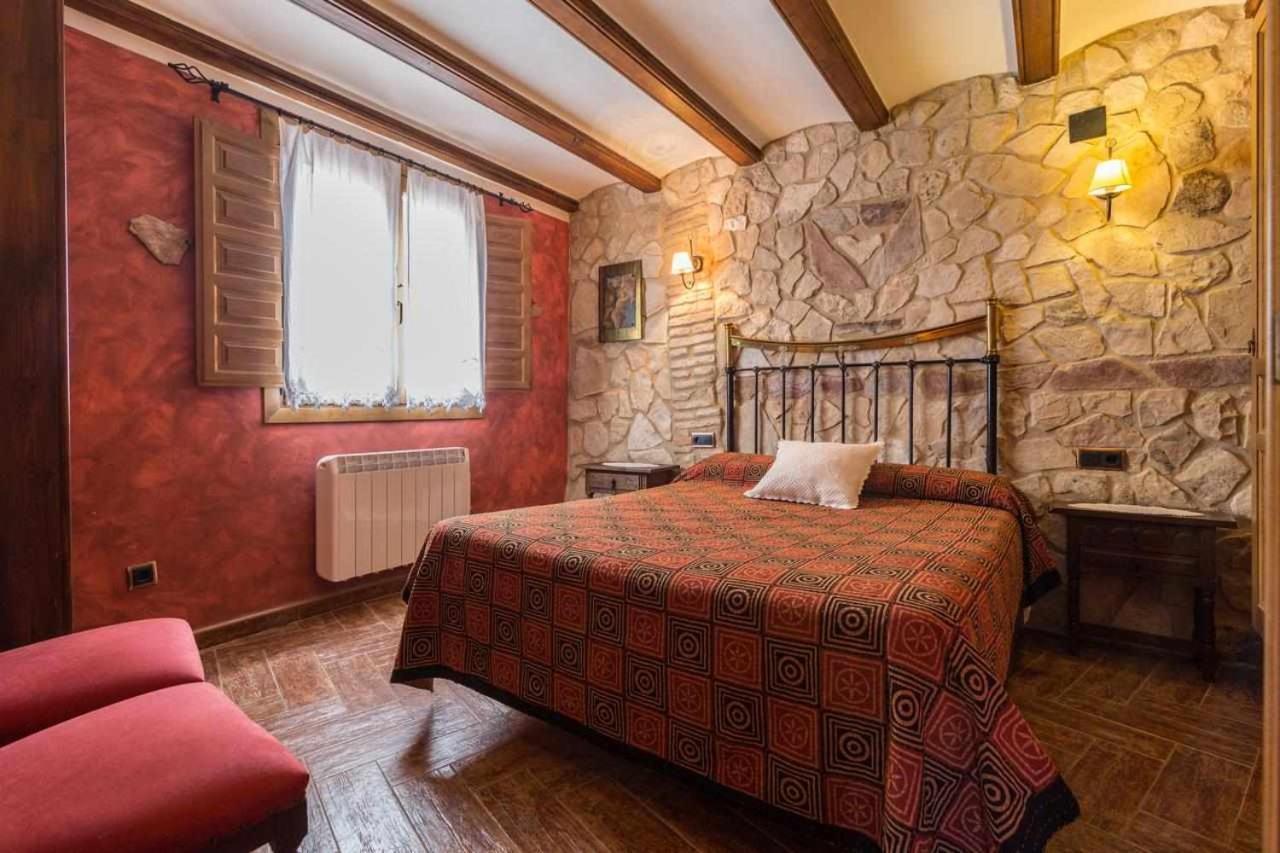 Hotel Apartamentos Melihah Daroca Bagian luar foto