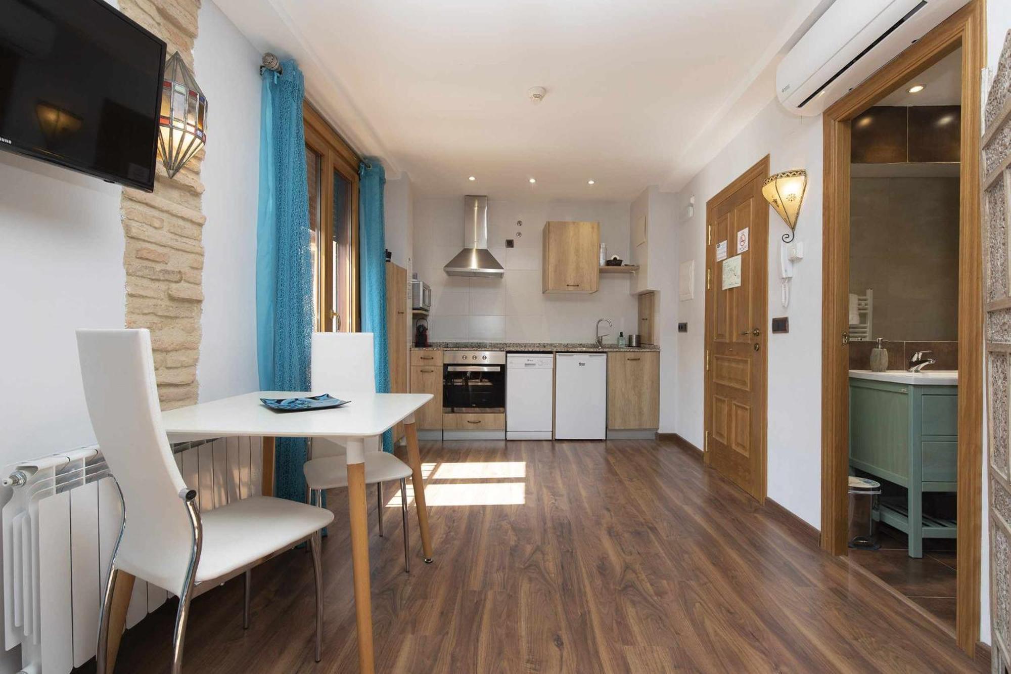 Hotel Apartamentos Melihah Daroca Bagian luar foto